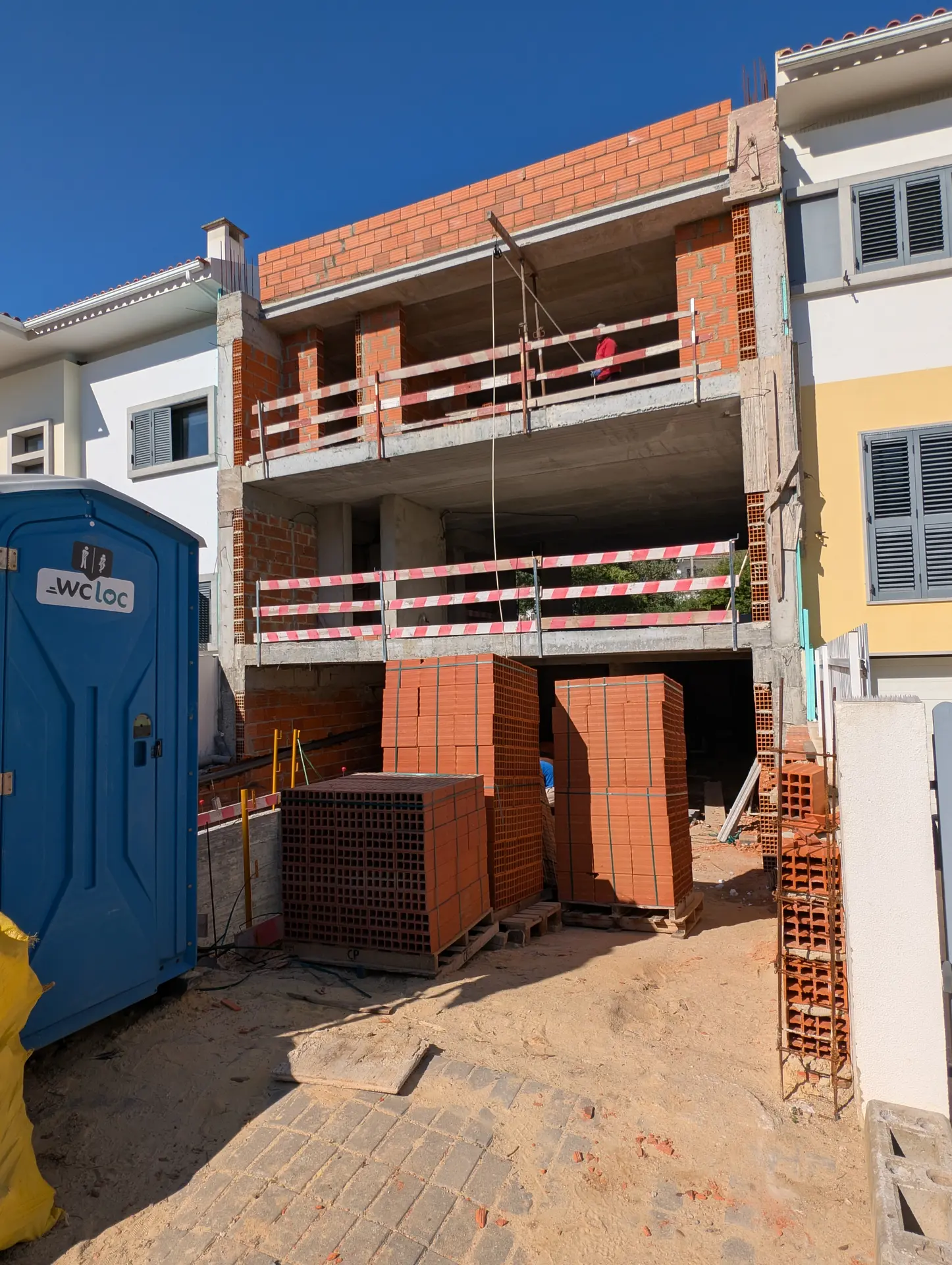 Moradia em Banda — Quinta da Prata — Alvenarias