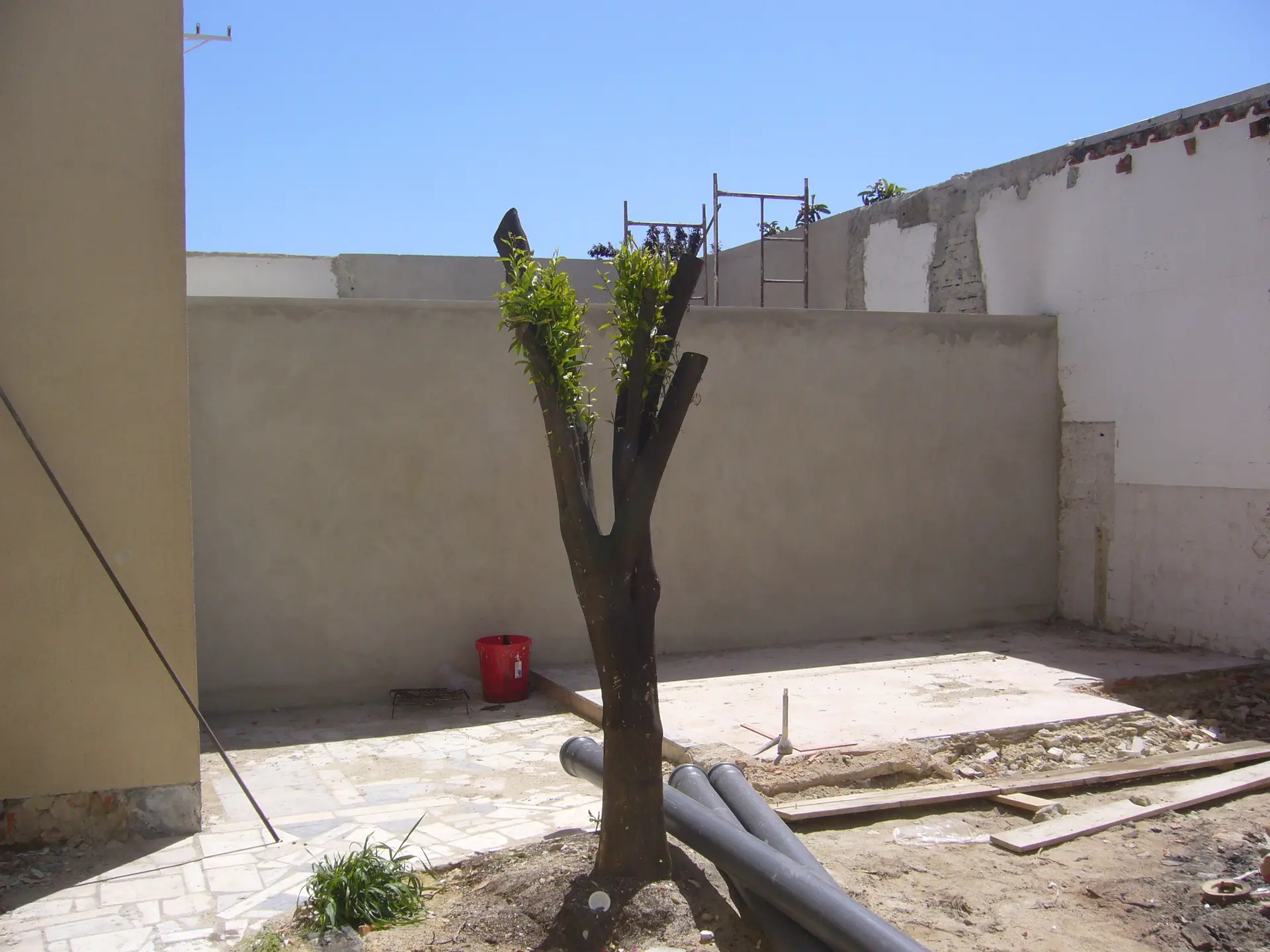 Moradia Multifamiliar em Pinhal dos Frades — Obra