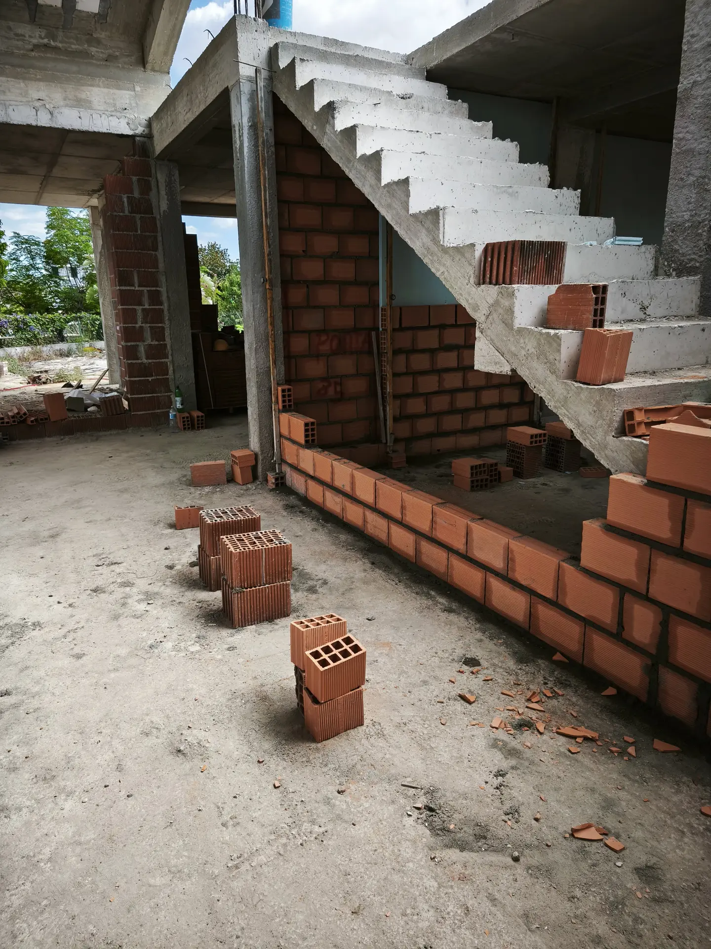 Reabilitação de Moradia na Lagoinha — Alvenarias