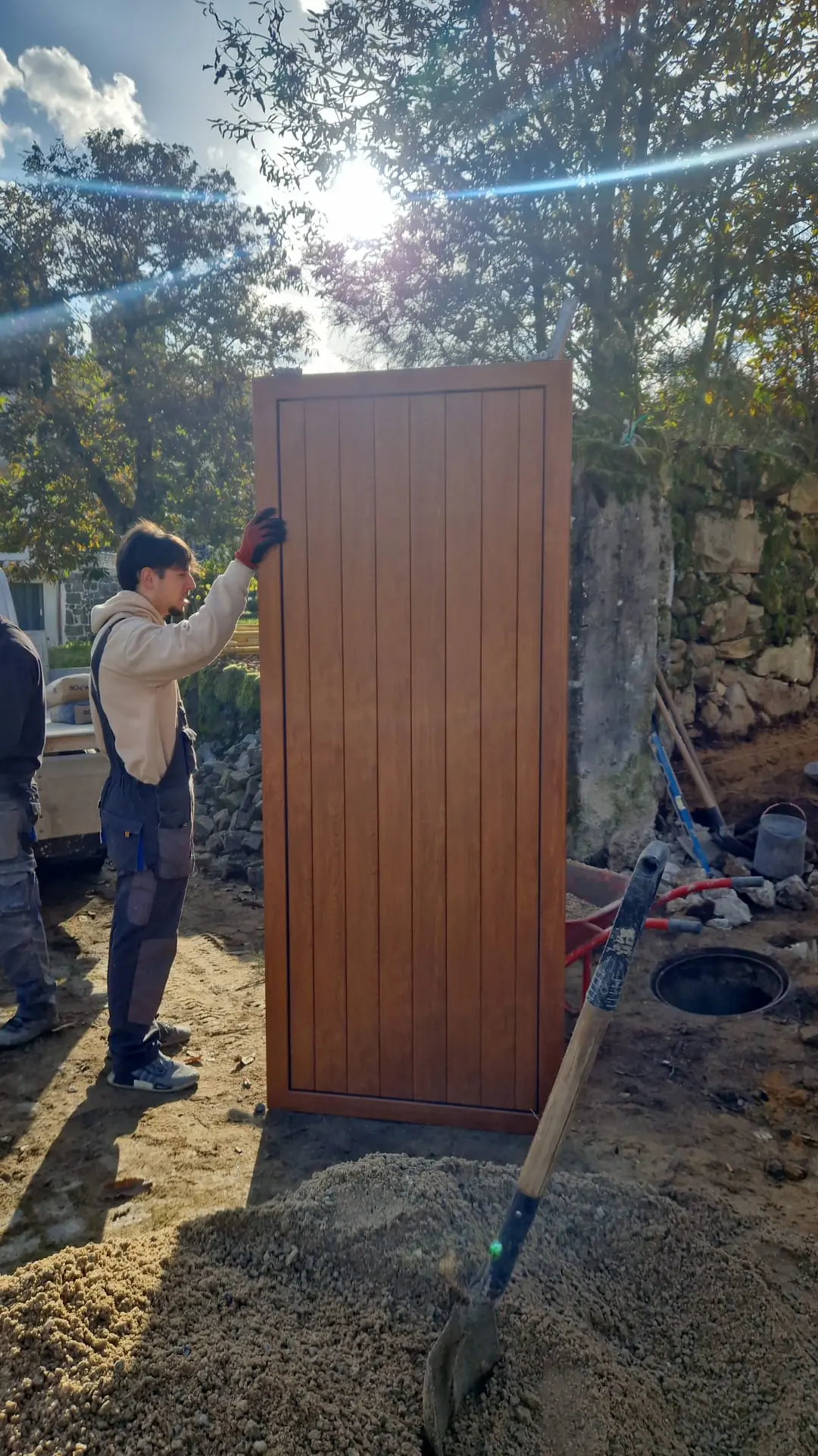 Reconstrução de Moradia no Rossão — Fachada