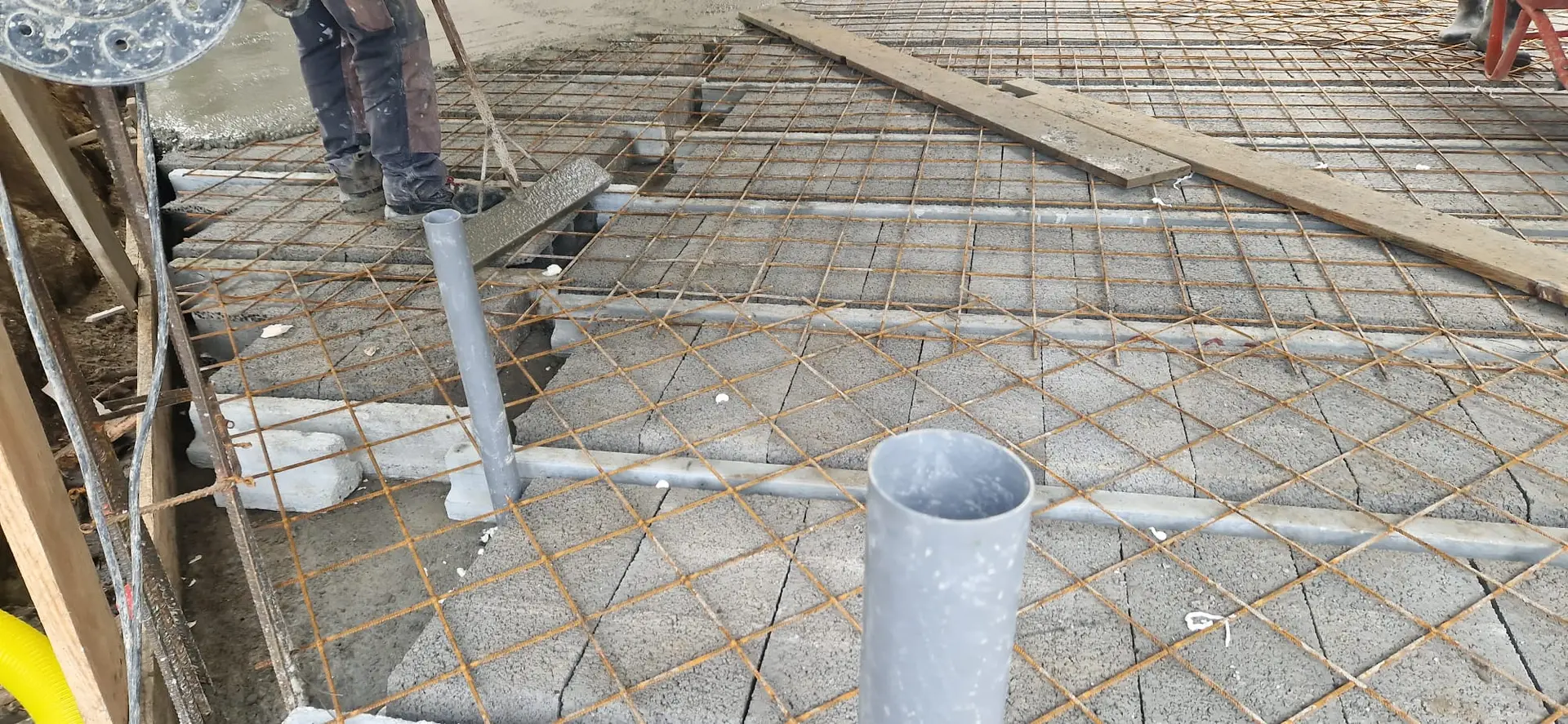 Reconstrução de Moradia no Rossão — Fundações