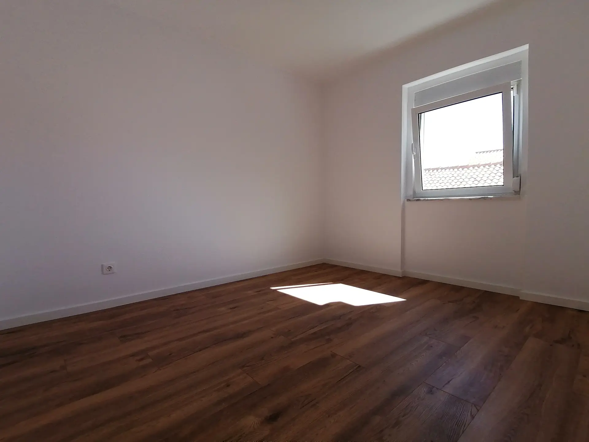 Remodelação de Apartamento no Seixal — Caixilharias