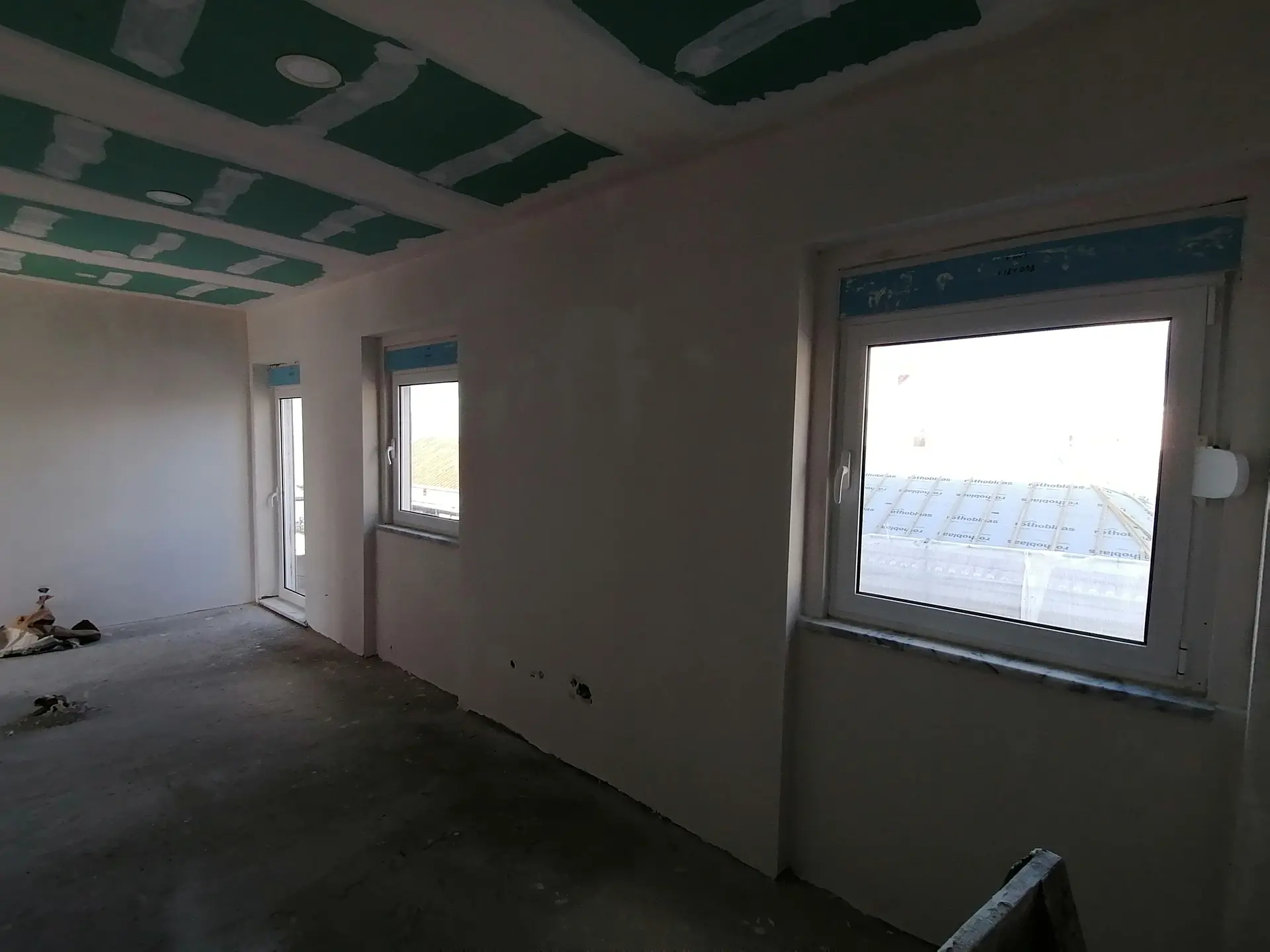 Remodelação de Apartamento no Seixal — Tetos falsos e estuques