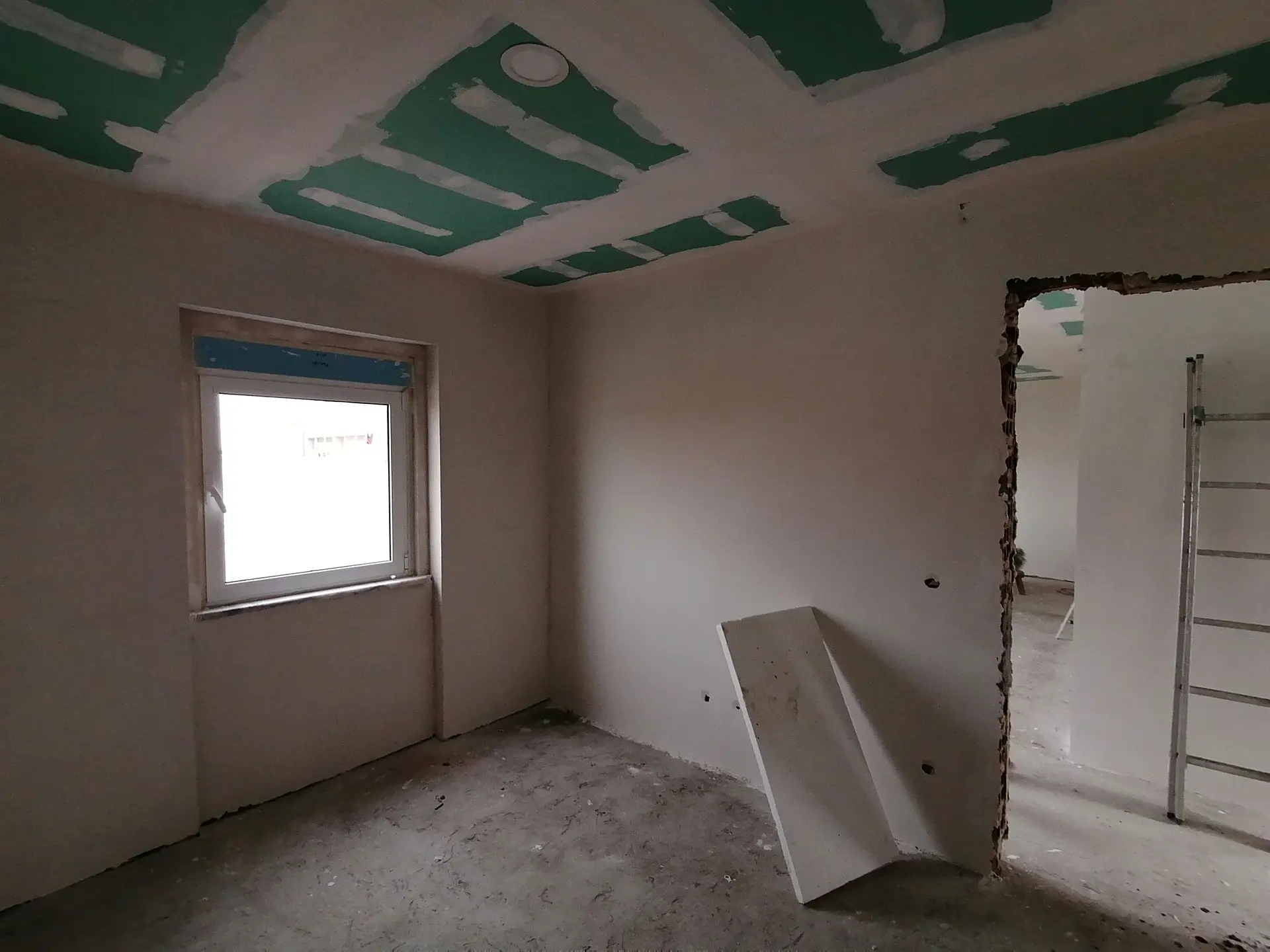 Remodelação de Apartamento no Seixal — Tetos falsos e estuques