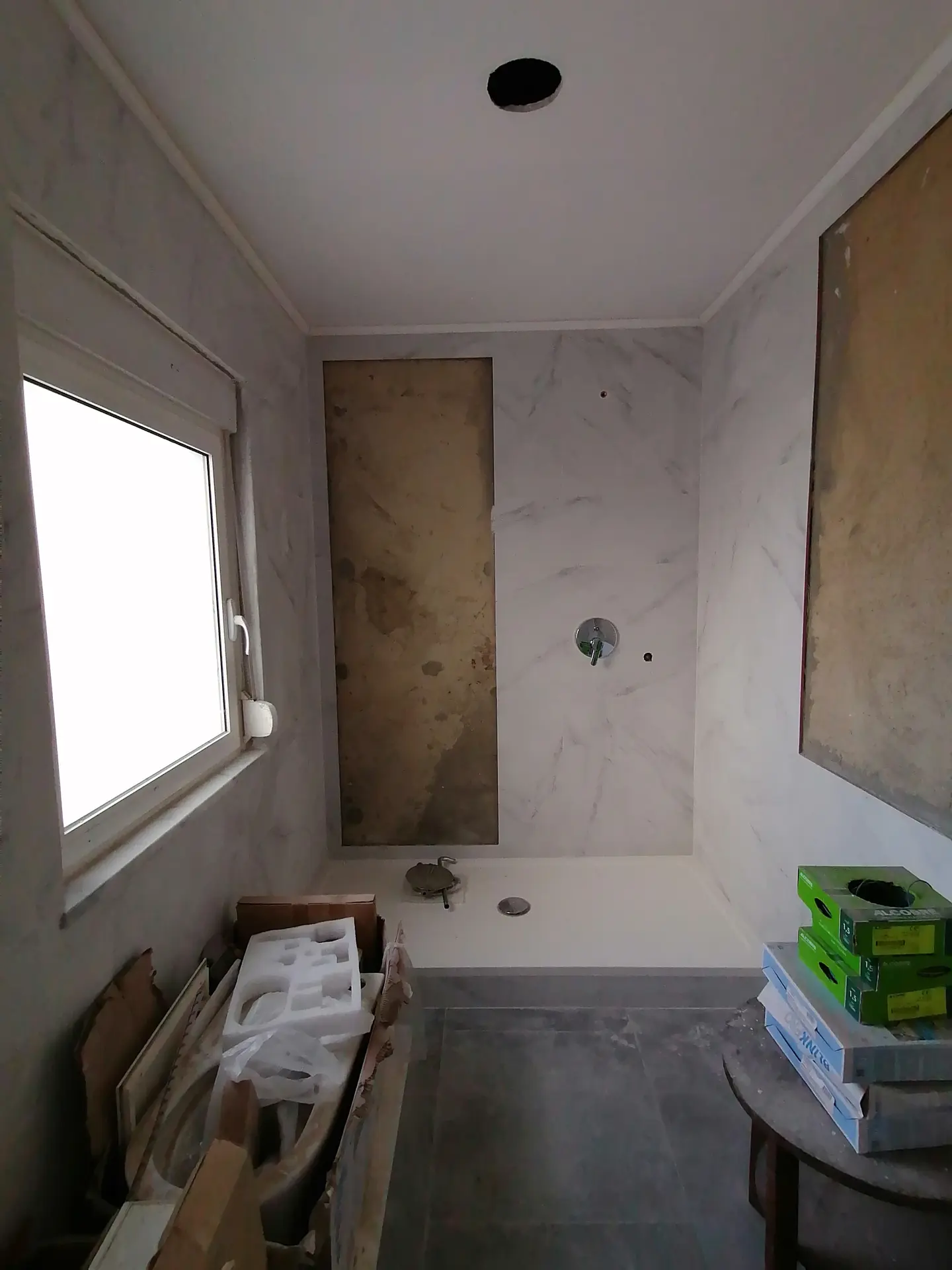 Remodelação de Apartamento no Seixal — Tetos falsos e estuques