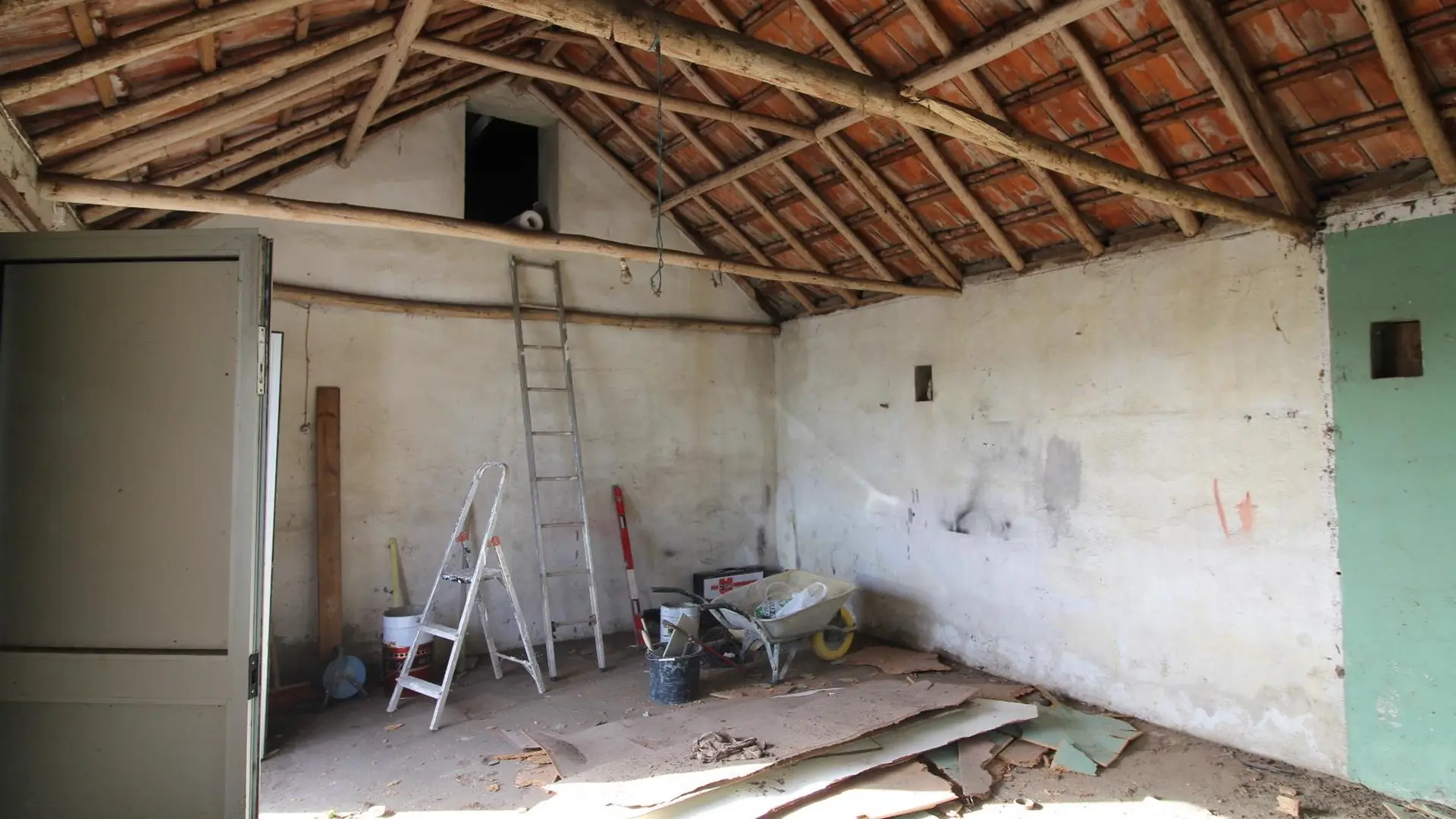 Remodelação de Moradia em Alto Estanqueiro–Jardia — Processo de obra