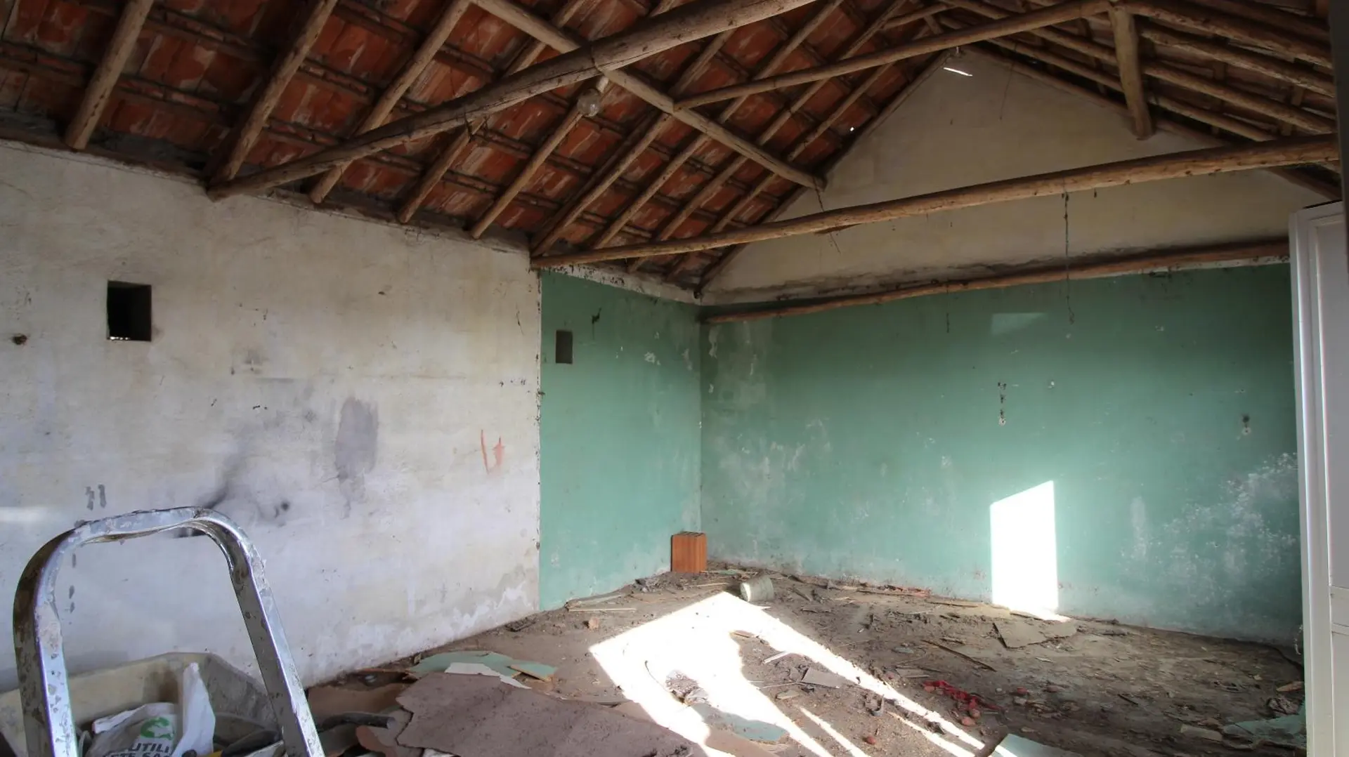 Remodelação de Moradia em Alto Estanqueiro–Jardia — Processo de obra
