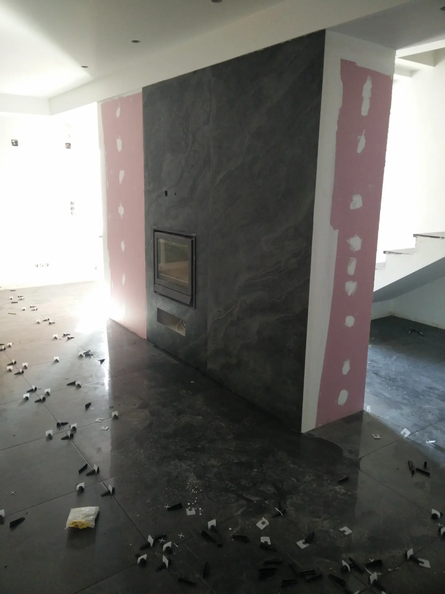 Remodelação de Moradia em Belverde — Revestimentos